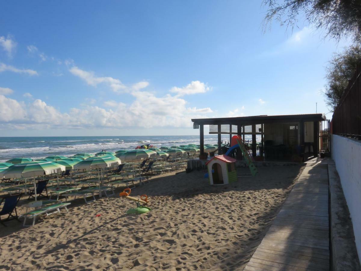 Hotel Centro Turistico La Perla Del Gargano Foce Varano Exteriér fotografie