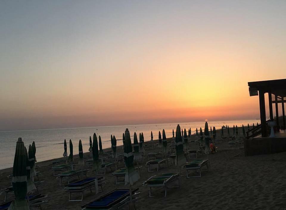 Hotel Centro Turistico La Perla Del Gargano Foce Varano Exteriér fotografie